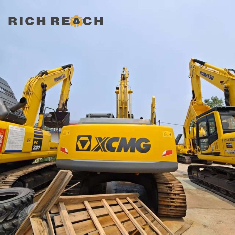 Main hydraulic pump and valves of a 2020 XCMG XE215 excavator, 2,300 hours, $31,944